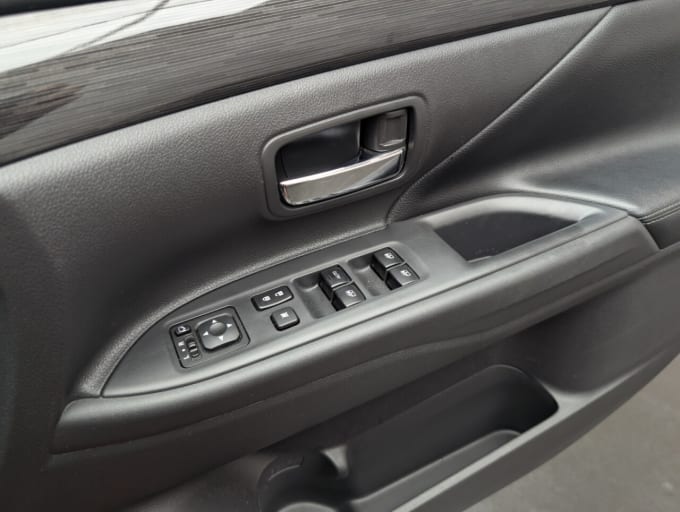 2025 Mitsubishi Outlander