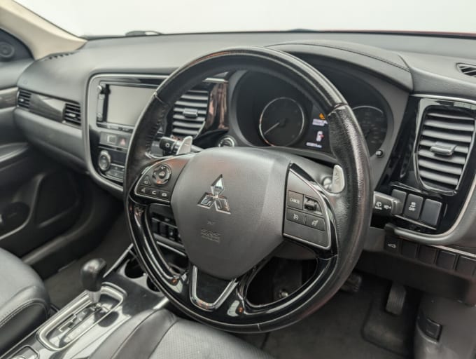 2025 Mitsubishi Outlander