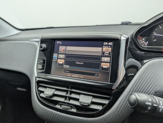 2025 Peugeot 2008
