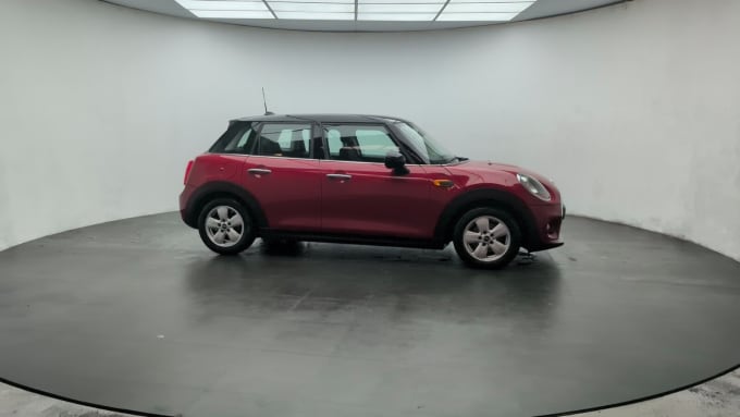 2025 Mini Hatch