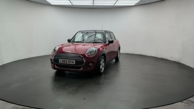 2025 Mini Hatch