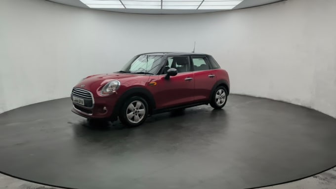 2025 Mini Hatch