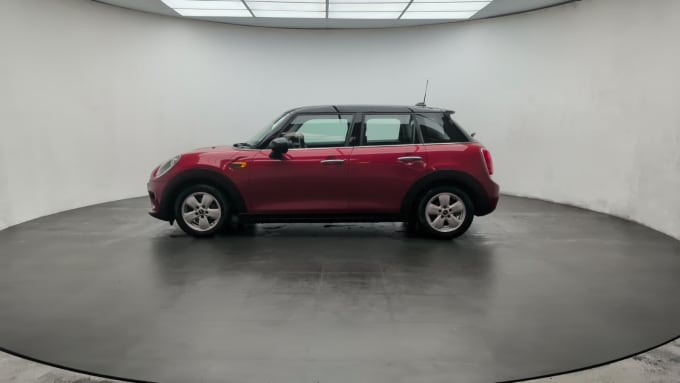 2025 Mini Hatch