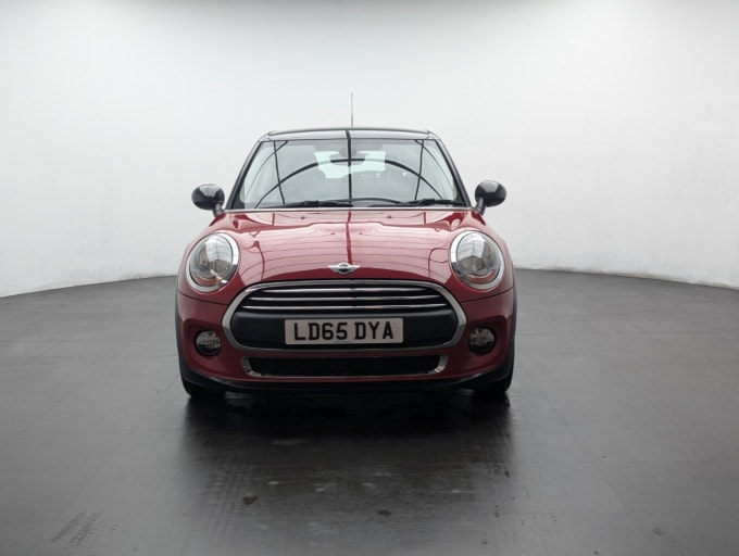 2025 Mini Hatch