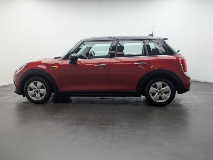 2025 Mini Hatch