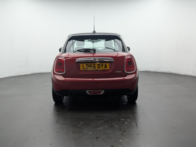 2025 Mini Hatch