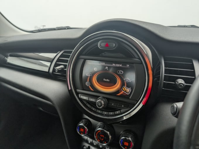 2025 Mini Hatch
