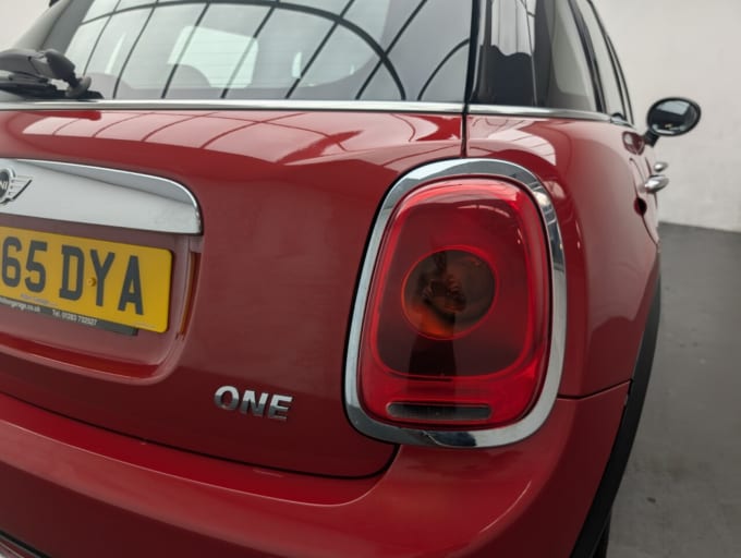 2025 Mini Hatch