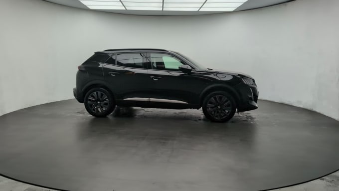 2025 Peugeot E-2008