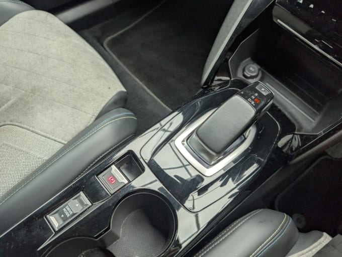 2025 Peugeot E-2008