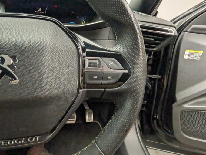 2025 Peugeot E-2008