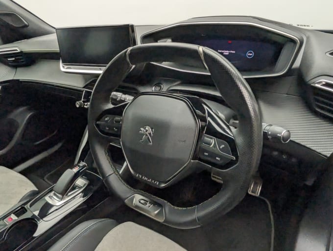 2025 Peugeot E-2008