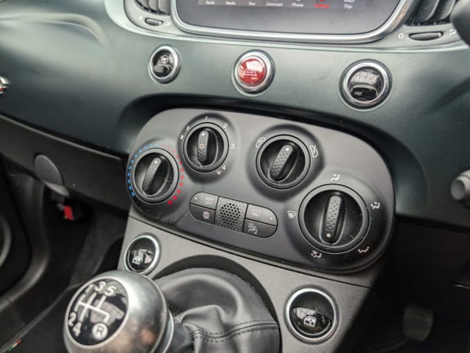 2025 Fiat 500c