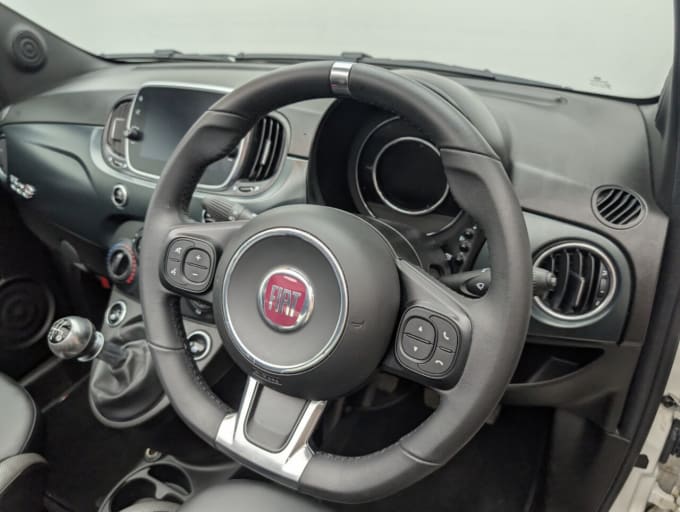 2025 Fiat 500c
