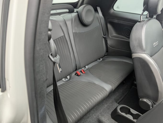 2025 Fiat 500c