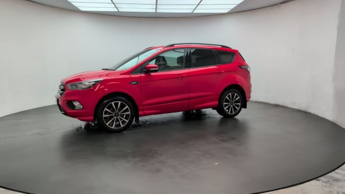 2025 Ford Kuga
