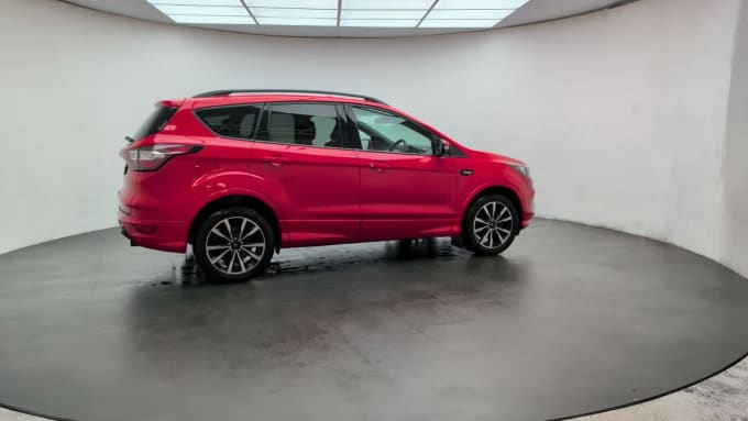 2025 Ford Kuga