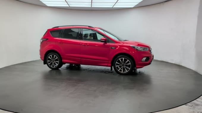 2025 Ford Kuga