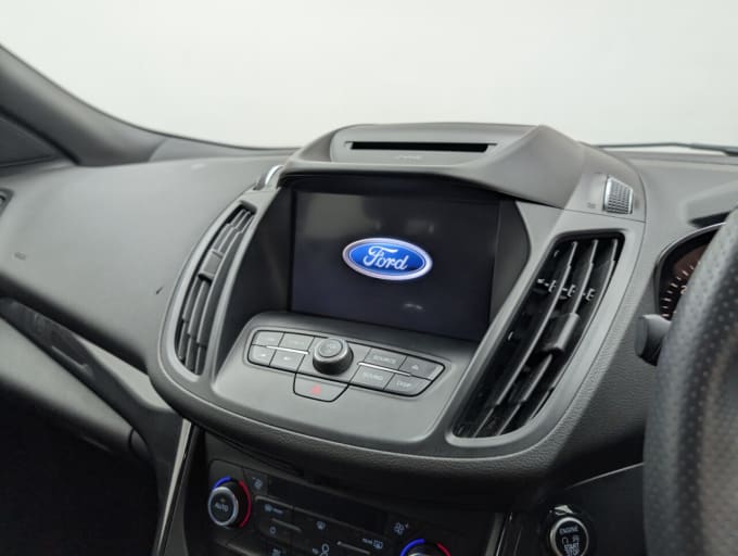 2025 Ford Kuga