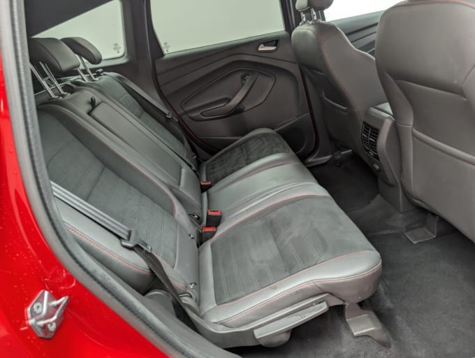 2025 Ford Kuga