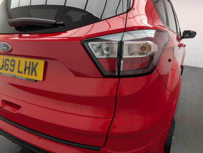 2025 Ford Kuga