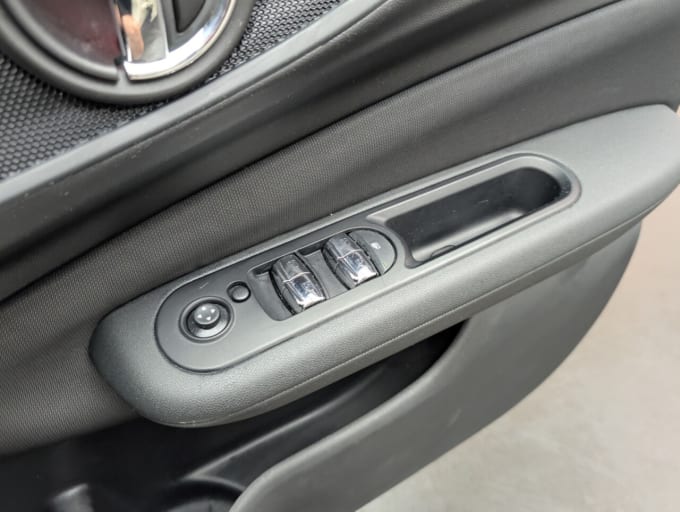 2025 Mini Clubman