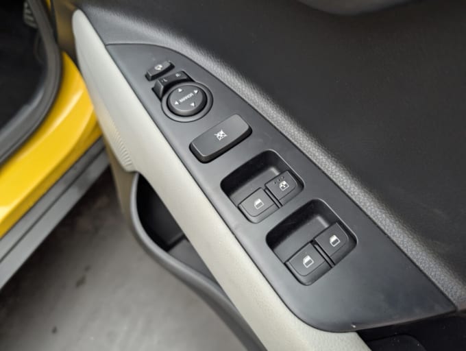 2025 Kia Stonic