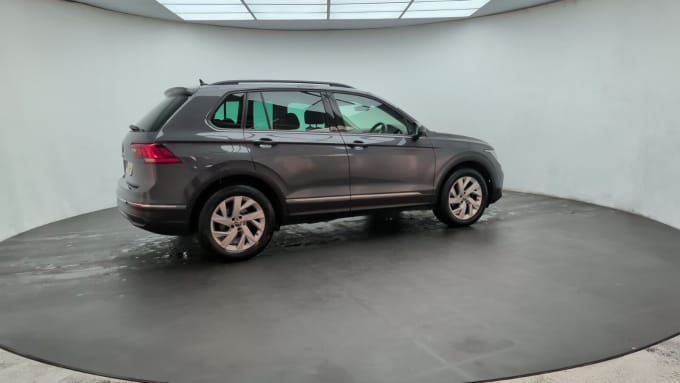 2025 Volkswagen Tiguan