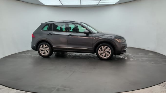 2025 Volkswagen Tiguan