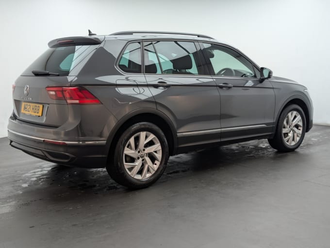 2025 Volkswagen Tiguan