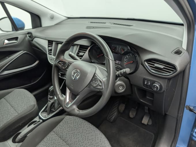 2025 Vauxhall Crossland X
