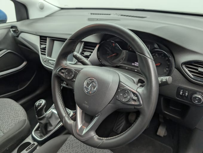 2025 Vauxhall Crossland X
