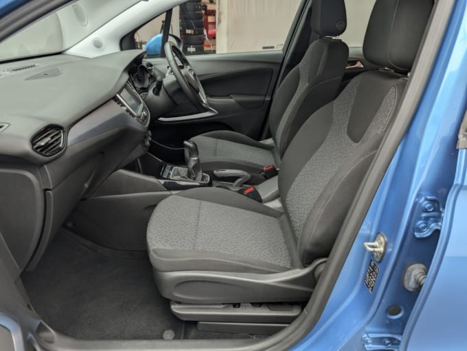 2025 Vauxhall Crossland X