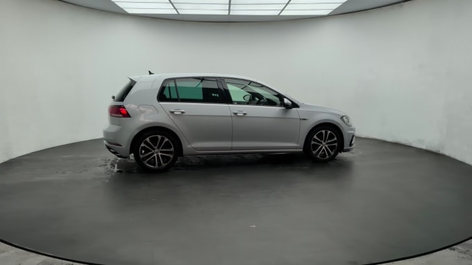 2025 Volkswagen Golf