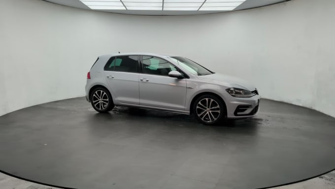 2025 Volkswagen Golf
