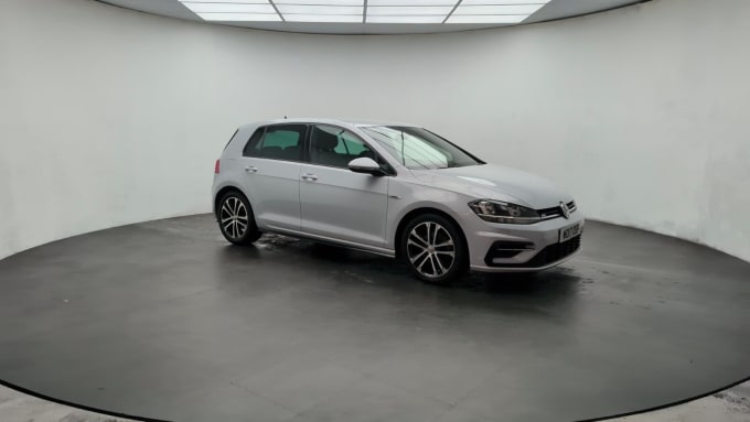 2025 Volkswagen Golf