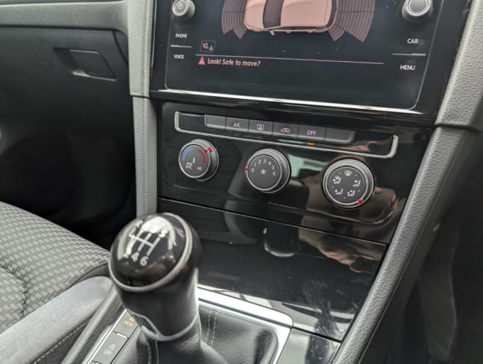 2025 Volkswagen Golf