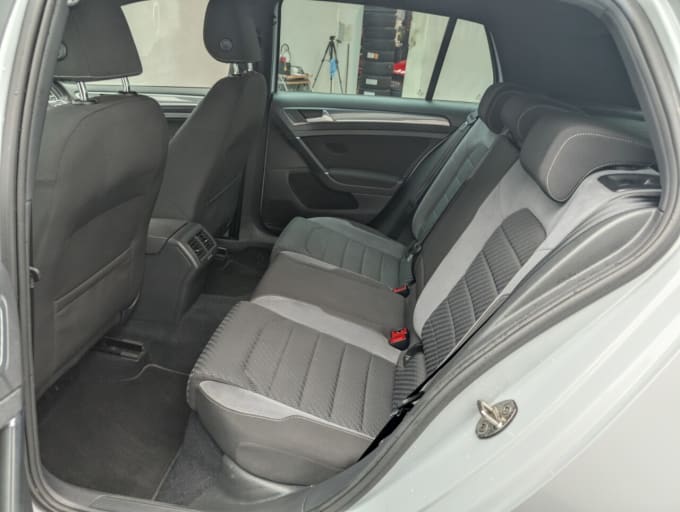 2025 Volkswagen Golf