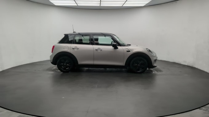 2025 Mini Hatch