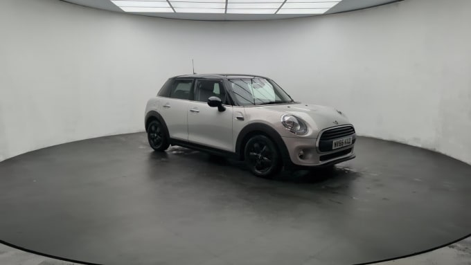 2025 Mini Hatch