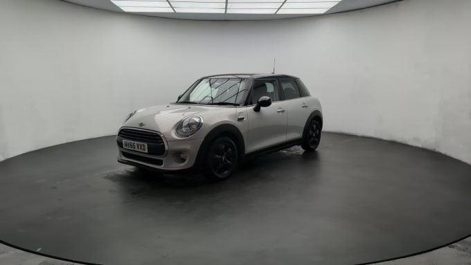 2025 Mini Hatch