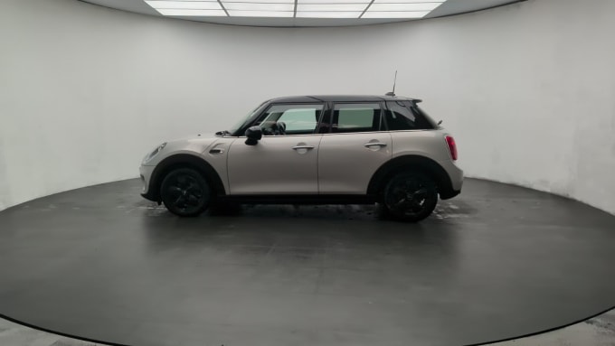2025 Mini Hatch