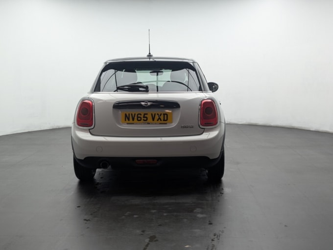 2025 Mini Hatch