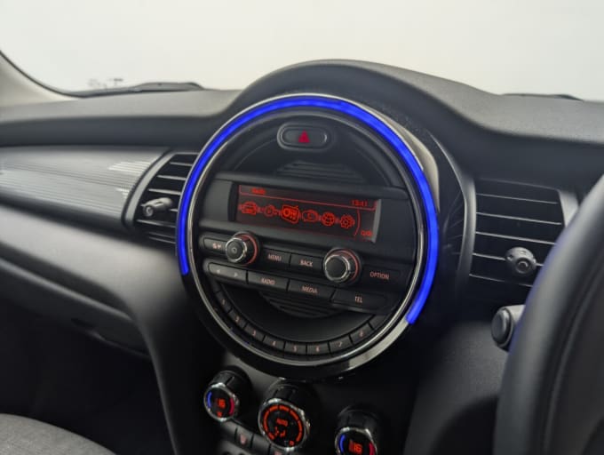 2025 Mini Hatch