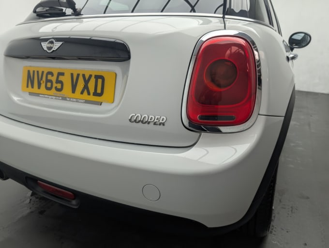 2025 Mini Hatch