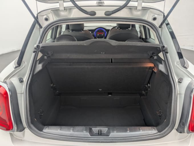 2025 Mini Hatch