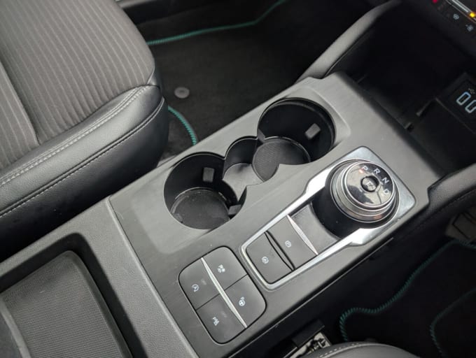2025 Ford Kuga