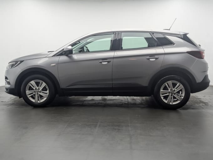 2025 Vauxhall Grandland X