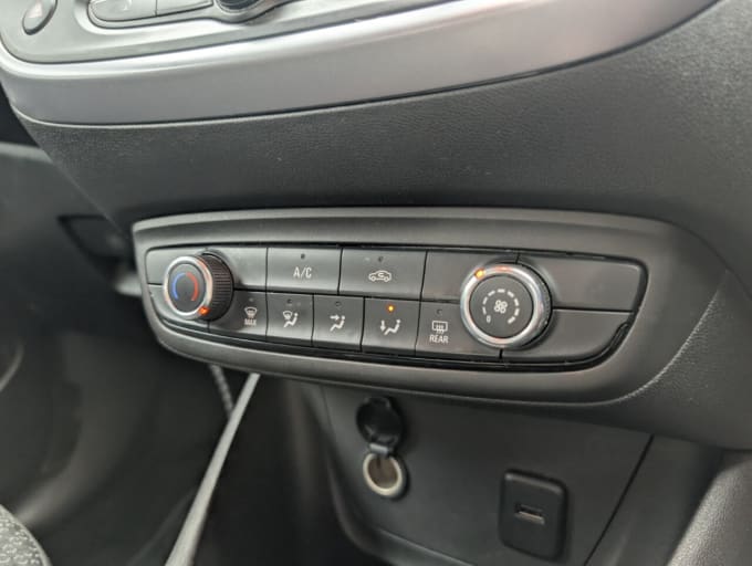 2025 Vauxhall Crossland
