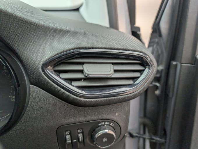 2025 Vauxhall Crossland